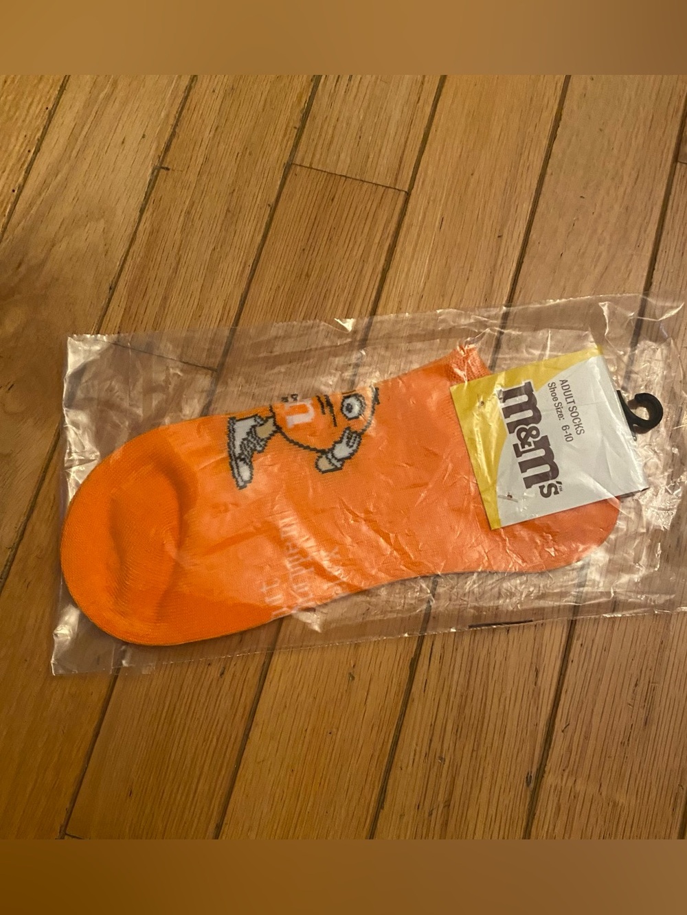 M&M'S Orange Low-Cut No-Show Socks with Orange M&M Graphic